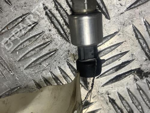 Used Electronic sensor Electronic sensor RENAULT TWINGO II (CN0_) 1.2 16V (CN04, CN0B) (75 hp) 33851477 33851477