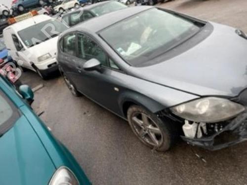 Steering column stalk SEAT LEON (1P1) 1.6 TDI | BP31201323I23 