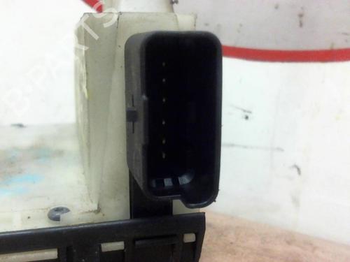 Højre bagtil lås CITROËN C4 II (NC_) 1.6 HDi 90 (92 hp) 13273005