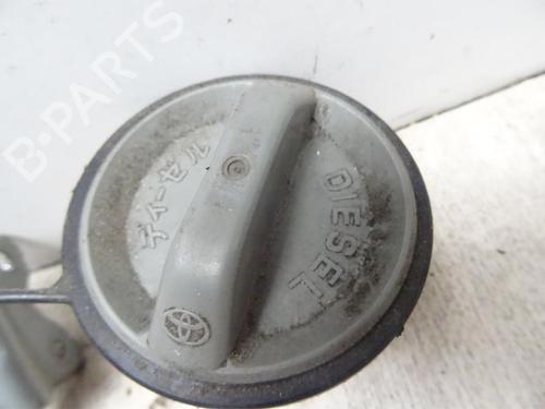 Fuel flap TOYOTA YARIS (_P1_) 1.4 D-4D (NLP10_, NLP10R) | BP13278768C131 