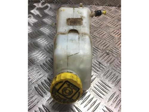 Brake fluid reservoir CITROËN NEMO Box Body/MPV (AA_) 1.3 HDi 75 | BP25702067M118 