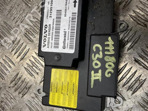 Used ECU airbags ECU airbags VOLVO C30 (533) 1.6 D (109 hp) 34039016 34039016