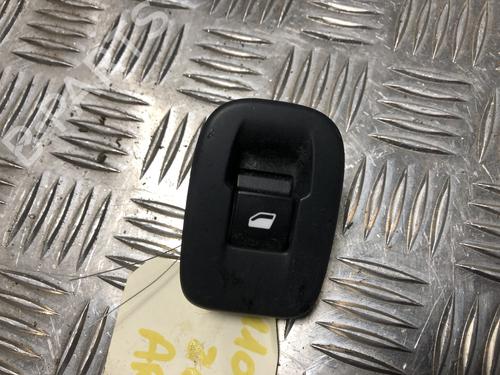 Høyre bak elrute bryter PEUGEOT 2008 I (CU_) 1.6 BlueHDi 100 (100 hp) 31198544