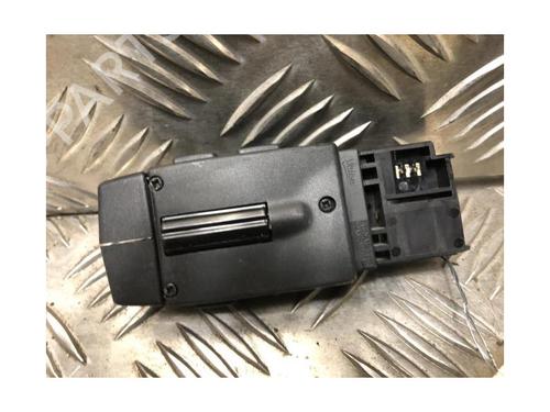 Switch RENAULT CAPTUR I (J5_, H5_) 1.5 dCi 90 (J5N4, J5M5, J5MW, J5M6, J5AL, J5AJ) | BP25306983I30 