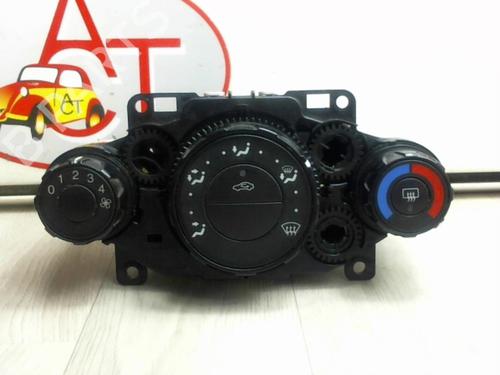 Used Climate control FORD FIESTA VI (CB1, CCN) 1.4 TDCi (68 hp) 22917573