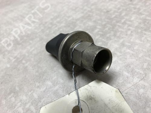 Used Electronic sensor VW GOLF IV (1J1) 1.9 TDI (90 hp) 23068573