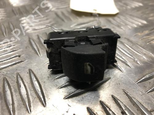 Used Right front window switch CITROËN BERLINGO MULTISPACE (B9) 1.6 HDi 90 (90 hp) 26731571