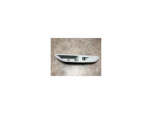 Used Right rear window switch PEUGEOT 3008 II SUV (MC_, MR_, MJ_, M4_) 1.2 THP/ PureTech 130 (MRHNSM, MRHNSU, MRHNSJ, MRHNYW,... (131 hp) 20622696
