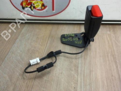 Used Seat buckle PEUGEOT 508 I (8D_) 1.6 HDi (115 hp) 13268297