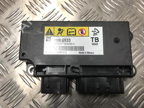 Used ECU airbags OPEL INSIGNIA A Sports Tourer (G09) 2.0 CDTI (35) (160 hp) 25287415