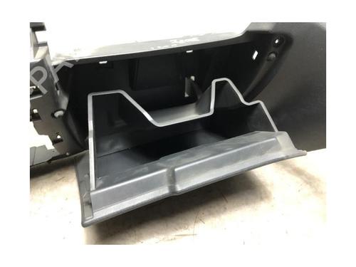 Glove box PEUGEOT 5008 (0U_, 0E_) 1.6 HDi | BP20634870C95