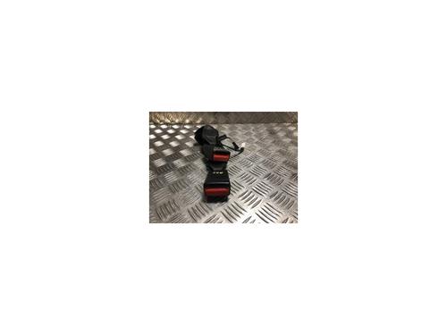 Used Seat buckle BMW 1 (F21) 116 d (116 hp) 27861028