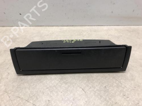 Used Cup/Object holder BMW 3 (E46) 330 xd (204 hp) 20615631