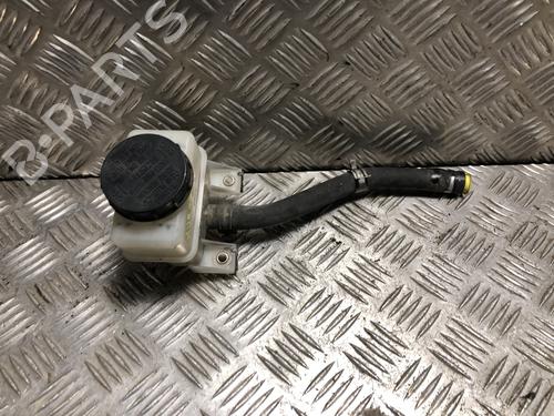 Used Brake fluid reservoir Brake fluid reservoir 37801509 37801509