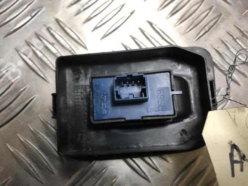 Used Right front window switch PEUGEOT BIPPER (AA_) 1.4 HDi (68 hp) 31199600