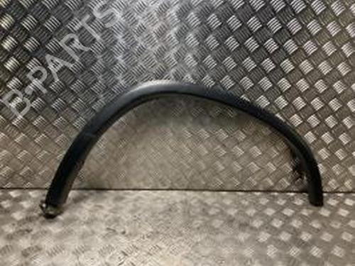 Używane Listwa nadkola przedniego prawego CITROËN C4 AIRCROSS 1.6 HDi 115 AWC (114 hp) 31021571