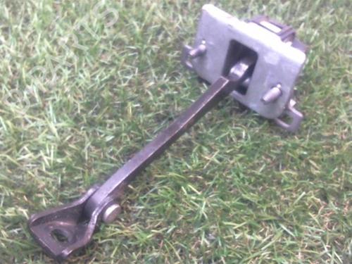 Hinge/Door check strap PEUGEOT 308 SW I (4E_, 4H_) 1.6 HDi | BP13127292C146
