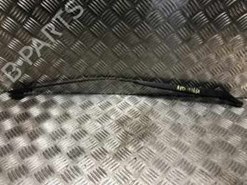 Used Front windshield wiper arm RENAULT CLIO III (BR0/1, CR0/1) 1.5 dCi (75 hp) 31021596
