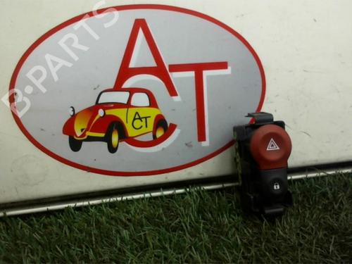 Bouton de warning RENAULT KANGOO Express (FW0/1_) 1.5 dCi 85 (FW0K, FW0L, FW0B) (86 hp) 13228724