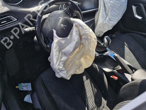 Front left panel PEUGEOT 308 II (LB_, LP_, LW_, LH_, L3_) 1.6 HDi 100 | BP31199070C58