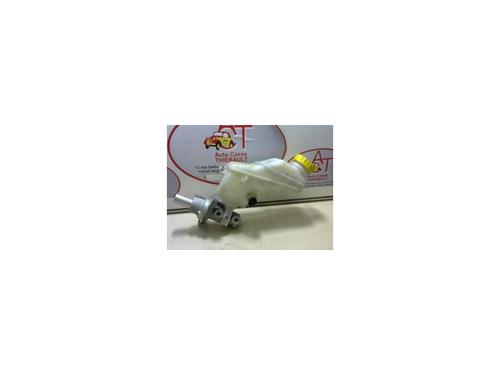 Used Brake master cylinder FIAT GRANDE PUNTO (199_) 1.4 T-Jet (199AXM1A, 199BXM1A, 199BXN1A) (120 hp) 13276846