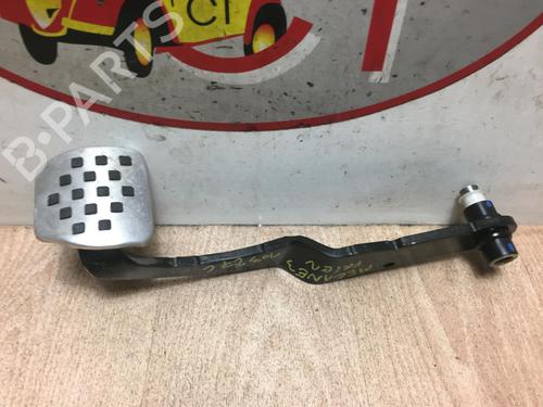Used Break pedal RENAULT MEGANE III Coupe (DZ0/1_) 1.6 dCi (DZ00, DZ12, DZ2A, DZ13) (130 hp) 13264951