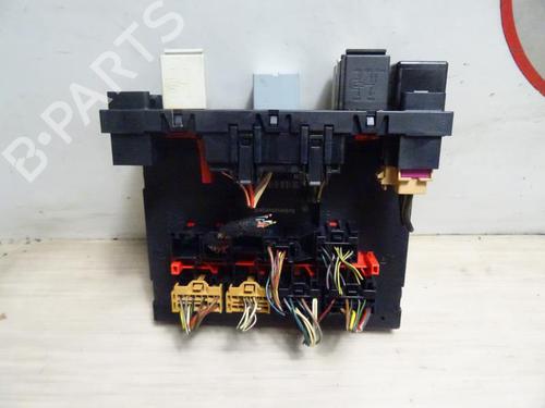 Used Fuse box Fuse box AUDI A3 (8P1) 2.0 TDI 16V (140 hp) 23067606 23067606