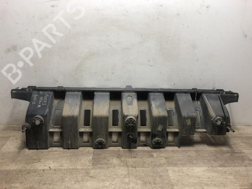 Kofangerbeslag bag PEUGEOT 3008 I MPV (0U_) 1.6 HDi (112 hp) 23871956