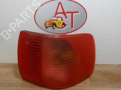 Used Right taillight AUDI 80 B4 Saloon (8C2) 2.0 E (115 hp) 29518874