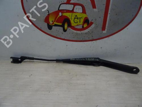Used Front windshield wiper arm FORD FIESTA VI (CB1, CCN) 1.4 TDCi (68 hp) 13279397