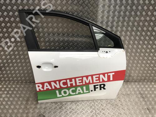 Used Right front door Right front door CITROËN C3 III (SX) 1.5 BlueHDi 100 (SXYHYP, SXYHTU) (102 hp) 33607034 33607034