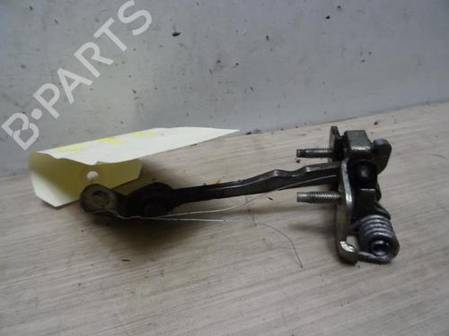 Dørhængsel/Dørbegrænser DACIA SANDERO 1.4 (BS0C, BS0A, BS0G, BS1F, BS0E) (75 hp) 13136202