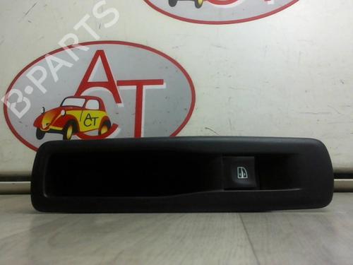 Used Right rear window switch RENAULT MEGANE III Hatchback (BZ0/1_, B3_) 1.5 dCi (106 hp) 22919748