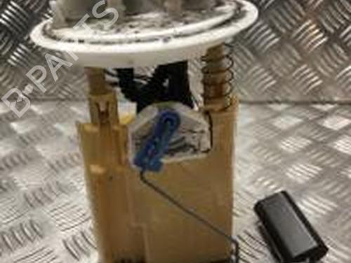 Used Fuel pump RENAULT CLIO V (B7_) 1.5 Blue dCi 85 (B7AG) (86 hp) 28332362