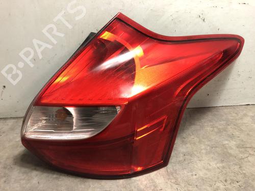 Used Right taillight FORD FOCUS III 1.6 TDCi (95 hp) 28491526