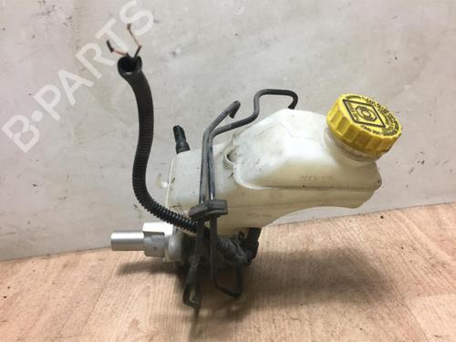 Used Brake master cylinder FIAT GRANDE PUNTO (199_) 1.3 D Multijet (75 hp) 25305233
