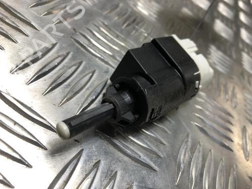 switch-dacia-dokker-mpv-ke_-12-tce-kem0-keay-253206170r-2012-21821818 main image