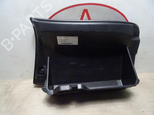 Used Glove box SUBARU IMPREZA Hatchback (GR, GH, G3) 2.0 D AWD (150 hp) 13226584