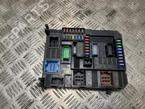 Used Fuse box Fuse box PEUGEOT 208 I (CA_, CC_) 1.6 HDi (92 hp) 33556364 33556364