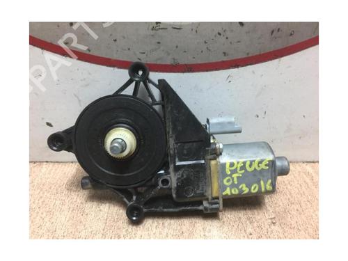 Right front window motor PEUGEOT 208 I (CA_, CC_) 1.4 HDi | BP29267632E20 