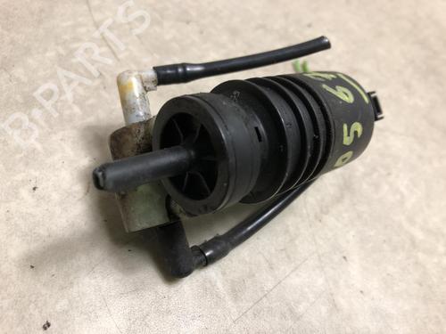 Used Washer pump VW POLO IV (9N_, 9A_) 1.2 12V (64 hp) 20616840