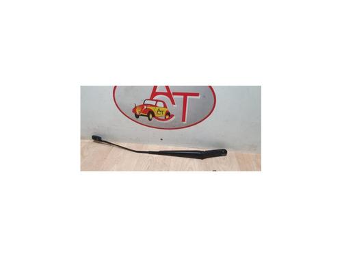 Used Front windshield wiper arm AUDI A1 (8X1, 8XK) 1.6 TDI (90 hp) 13276018