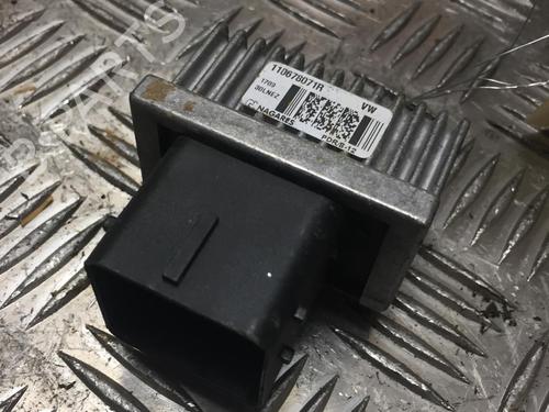 Used Electronic sensor RENAULT CAPTUR I (J5_, H5_) 1.5 dCi 90 (J5N4, J5M5, J5MW, J5M6, J5AL, J5AJ) (90 hp) 31199894