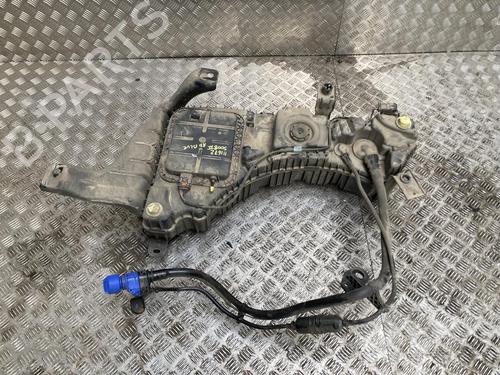 Depósito de AdBlue Depósito de AdBlue PEUGEOT 5008 II (MC_, MJ_, MR_, M4_) 1.5 BlueHDi 130 (MCYHZJ, MCYHZR, MCYHZX) (131 hp) 33906949 33906949