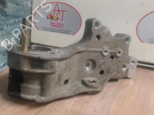 Used Engine mount FIAT STILO (192_) 1.9 JTD (192_XE1A) (115 hp) 25297483