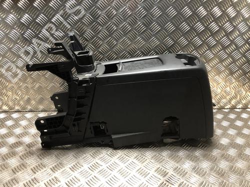 Used Middle console PEUGEOT 5008 (0U_, 0E_) 1.6 HDi (114 hp) 32010559