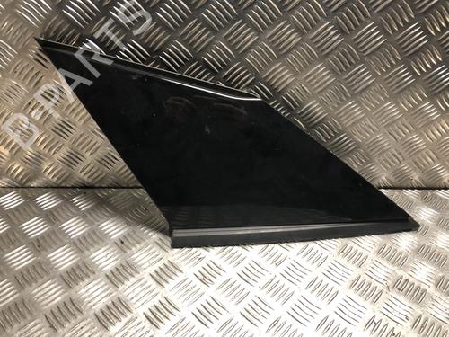 Aba guarda lamas trás esquerda Aba guarda lamas trás esquerda PEUGEOT 2008 II (UD_, US_, UY_, UJ_, UR_, UC_) 1.2 PureTech 130 (USHNS, URHNS) (130 hp) 33844580 33844580