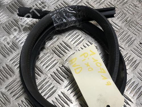 Used Rubber door seal NISSAN PIXO (UA0) 1.0 (68 hp) 31243926
