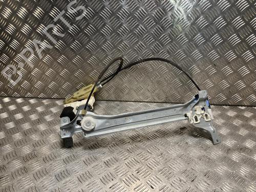 Rudehejsemekanisme Højre bagtil Rudehejsemekanisme Højre bagtil RENAULT MEGANE III Grandtour (KZ0/1) 1.5 dCi (KZ09, KZ0D, KZ1G, KZ29, KZ14, KZ1W, KZ10, KZ1F,... (110 hp) 34520140 34520140