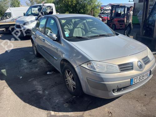 Used Parts RENAULT MEGANE II Saloon (LM0/1_) 1.9 dCi (LM0G, LM1G, LM2C) (120 hp) 4374679